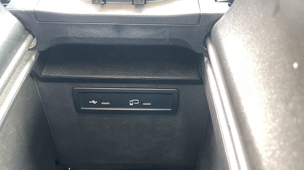 745286_1406674740445_slide bei Donau Automobile in 