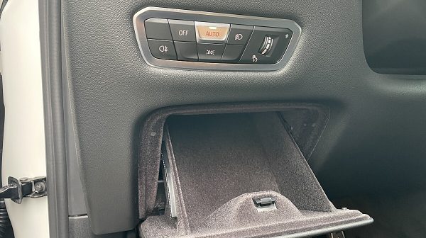 745450_1406674775354_slide bei Donau Automobile in 