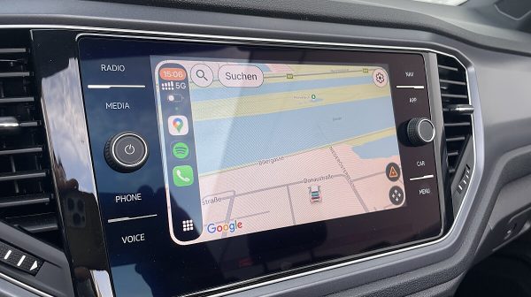 745516_1406677415754_slide bei Donau Automobile in 