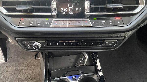 745655_1406677626990_slide bei Donau Automobile in 