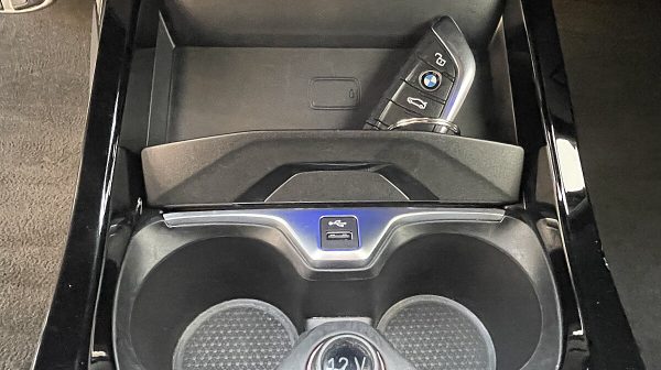 745655_1406677626992_slide bei Donau Automobile in 