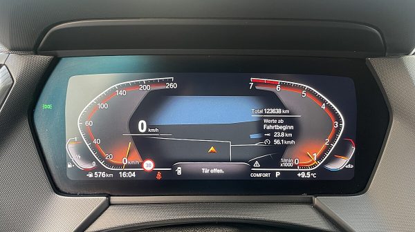 745655_1406677626998_slide bei Donau Automobile in 