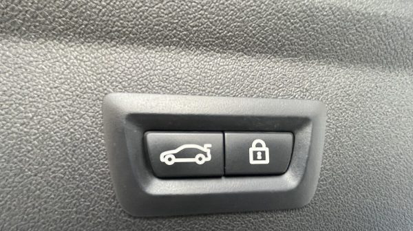 745655_1406677627040_slide bei Donau Automobile in 