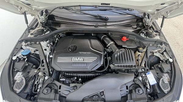 745655_1406677627048_slide bei Donau Automobile in 