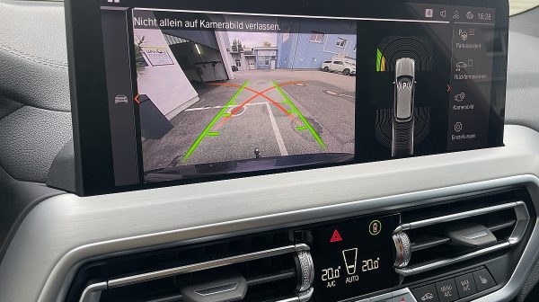 745758_1406657958125_slide bei Donau Automobile in 