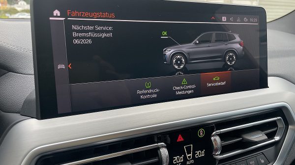 745758_1406657958135_slide bei Donau Automobile in 