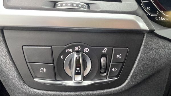 745758_1406657958169_slide bei Donau Automobile in 