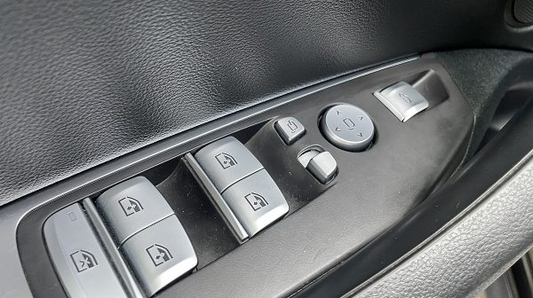 745758_1406657958175_slide bei Donau Automobile in 