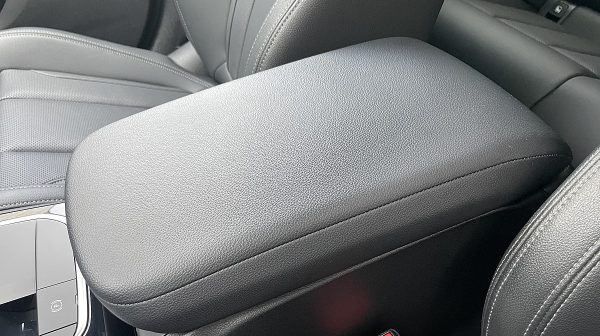 745758_1406657958180_slide bei Donau Automobile in 