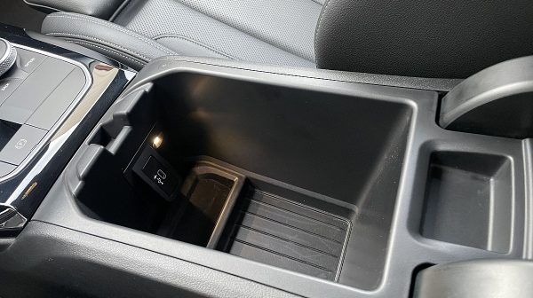 745758_1406657958181_slide bei Donau Automobile in 