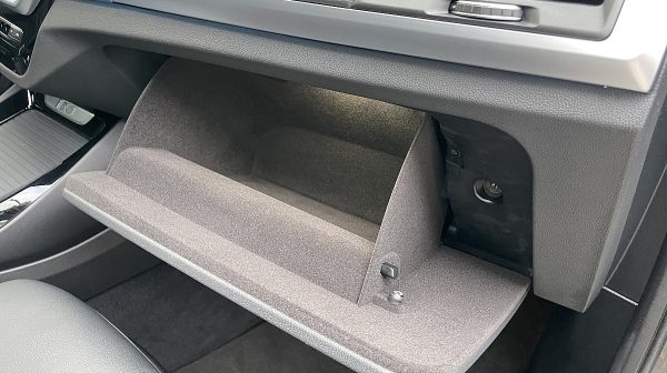 745758_1406657958199_slide bei Donau Automobile in 