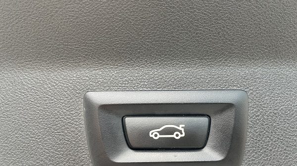 745758_1406657958211_slide bei Donau Automobile in 