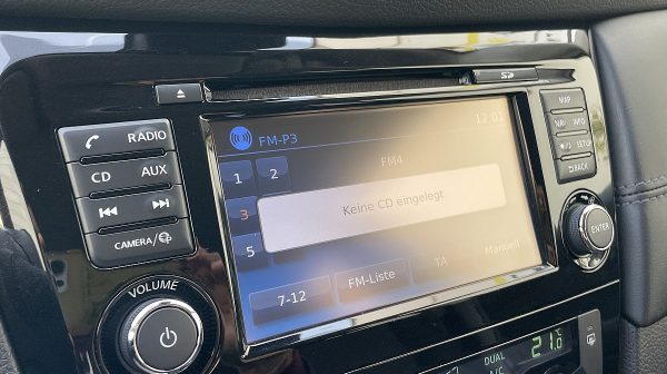 745941_1406663663845_slide bei Donau Automobile in 