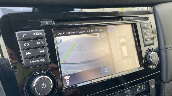 745941_1406663663850_slide bei Donau Automobile in 