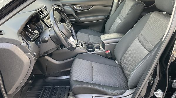 745941_1406663663946_slide bei Donau Automobile in 