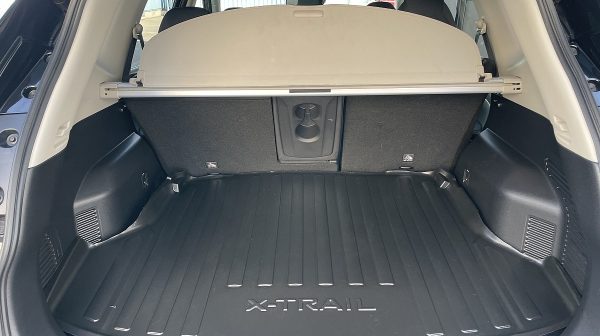 745941_1406663663991_slide bei Donau Automobile in 