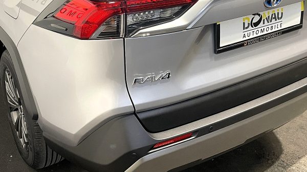 746057_1406664112024_slide bei Donau Automobile in 