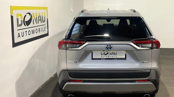 746057_1406664112025_slide bei Donau Automobile in 