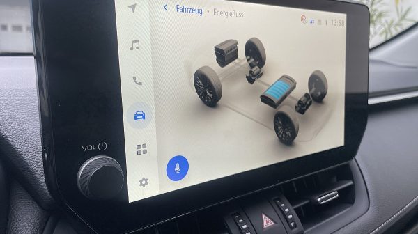 746057_1406664113118_slide bei Donau Automobile in 