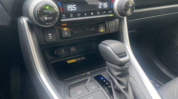 746057_1406664113122_slide bei Donau Automobile in 