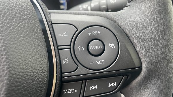 746057_1406664113124_slide bei Donau Automobile in 