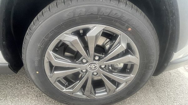 746057_1406664113151_slide bei Donau Automobile in 