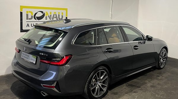 746257_1406675486304_slide bei Donau Automobile in 