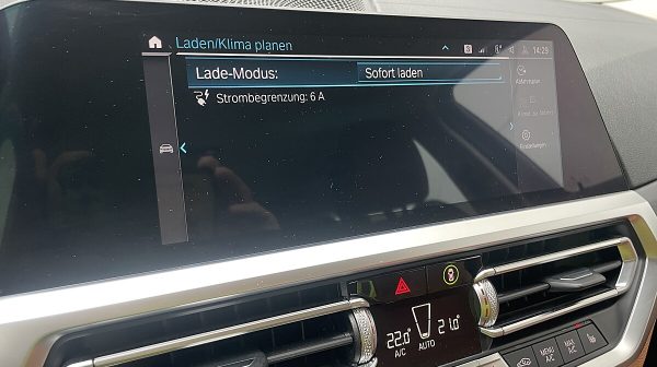 746257_1406675487206_slide bei Donau Automobile in 