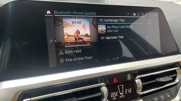 746257_1406675487220_slide bei Donau Automobile in 