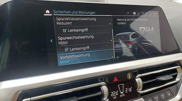 746257_1406675487227_slide bei Donau Automobile in 