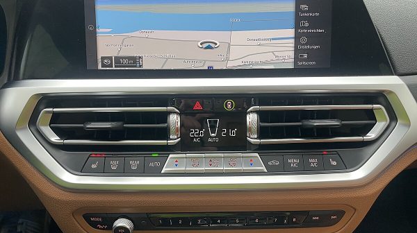 746257_1406675487233_slide bei Donau Automobile in 