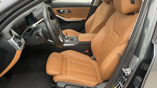 746257_1406675487234_slide bei Donau Automobile in 