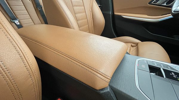 746257_1406675487246_slide bei Donau Automobile in 