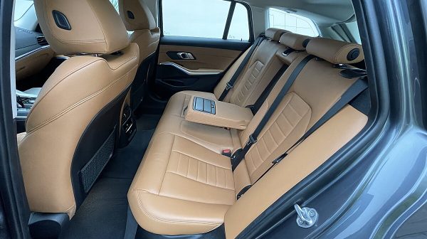 746257_1406675487248_slide bei Donau Automobile in 