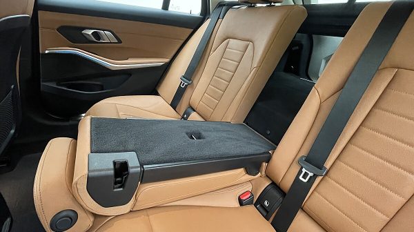 746257_1406675487250_slide bei Donau Automobile in 