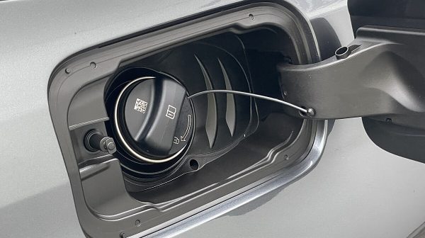 746257_1406675487260_slide bei Donau Automobile in 