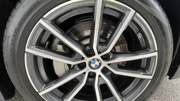 746257_1406675487261_slide bei Donau Automobile in 