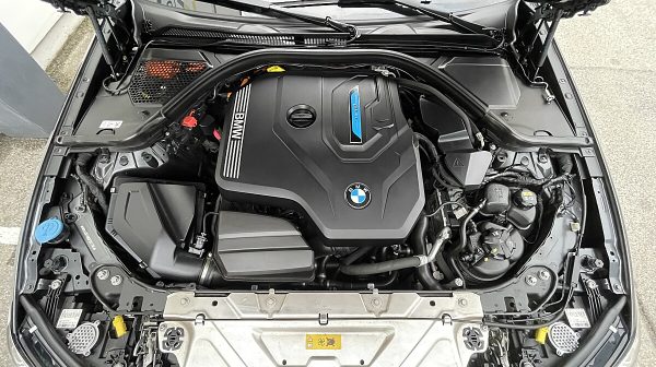 746257_1406675487262_slide bei Donau Automobile in 