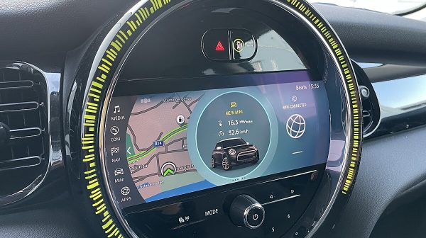 746412_1406673528935_slide bei Donau Automobile in 