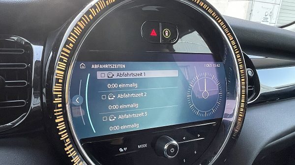 746412_1406673528951_slide bei Donau Automobile in 