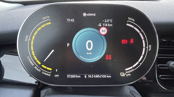 746412_1406673528954_slide bei Donau Automobile in 