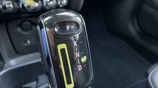 746412_1406673528958_slide bei Donau Automobile in 