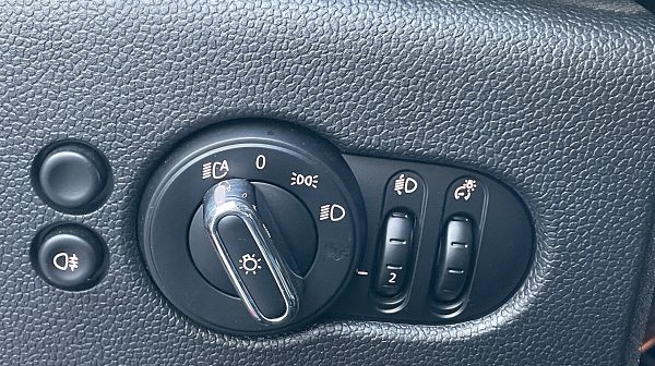 746412_1406673528975_slide bei Donau Automobile in 