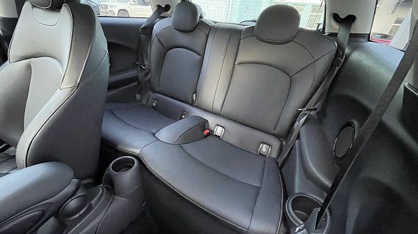 746412_1406673528983_slide bei Donau Automobile in 