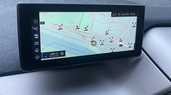 746515_1406665606503_slide bei Donau Automobile in 