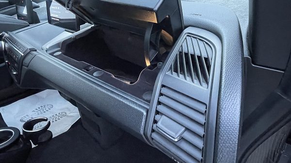 746515_1406665606525_slide bei Donau Automobile in 