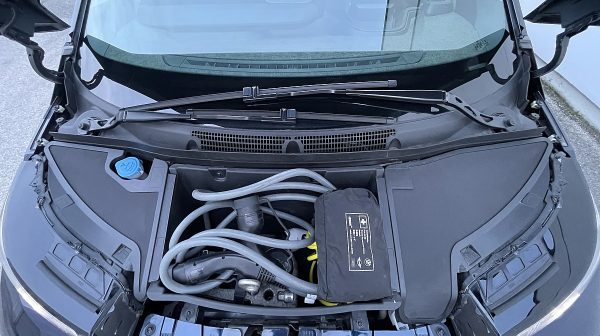 746515_1406665606529_slide bei Donau Automobile in 