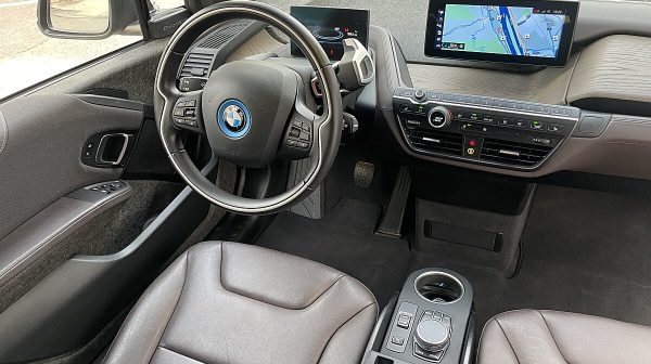 745386_1406680831572_slide bei Donau Automobile in 