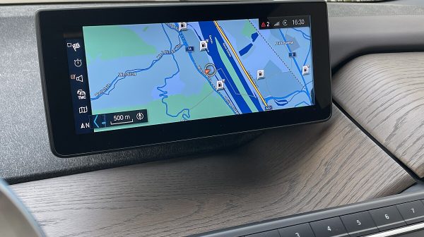 745386_1406680831575_slide bei Donau Automobile in 