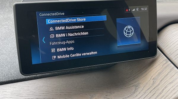 745386_1406680831590_slide bei Donau Automobile in 